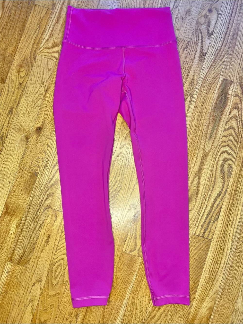Lululemon Wunder Train High-Rise Tight 25" | size 6 | Ripened Raspberry - Picture 2 of 8